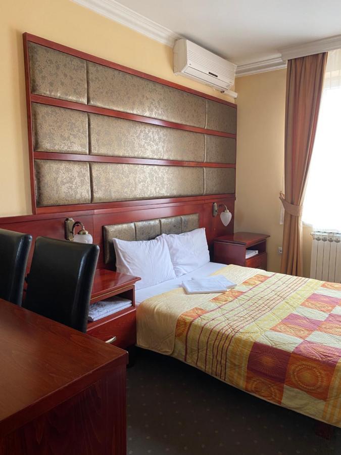 Hotel Kamel Banja Luka Esterno foto