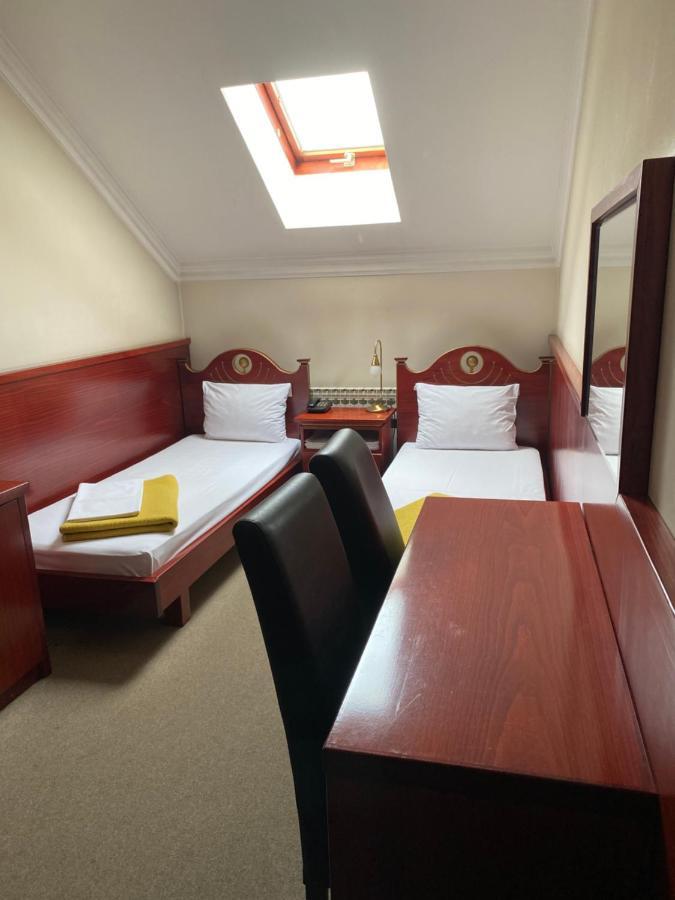 Hotel Kamel Banja Luka Esterno foto